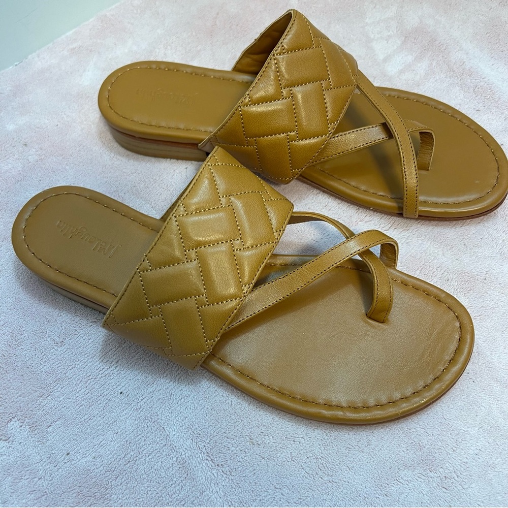 Tan Quilted Slide Sandals Sz 9